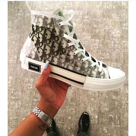 chaussur dior converse|More.